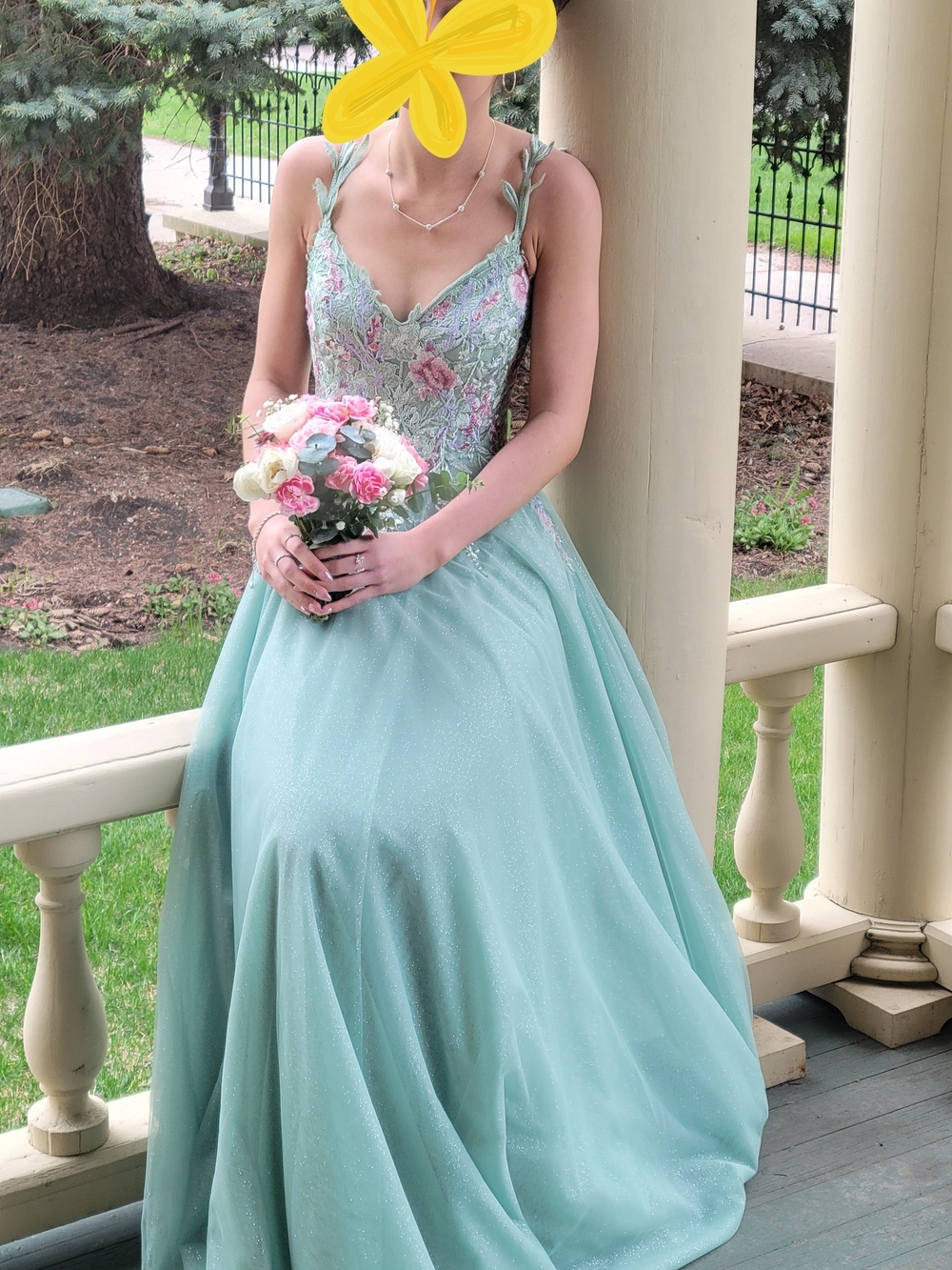 City Studios Elegant Mint Green Floral Applique Evening Dress